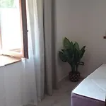 House Fraluni بيت ضيافة